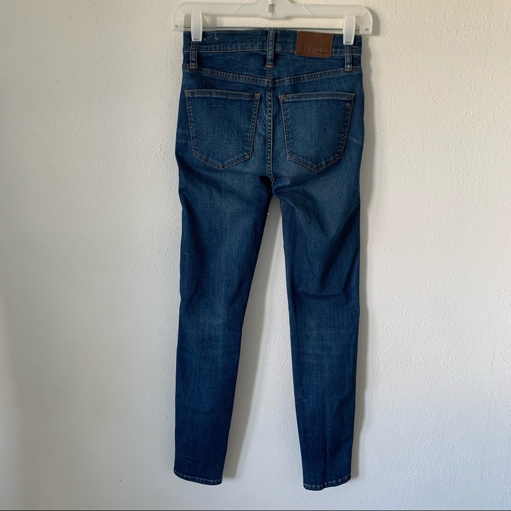 Madewell 9” High Rise Skinny Jeans in Patty Wash - Picture 4 of 7